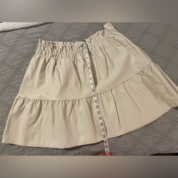 Somerset Mini Skirt :Faux Leather Edition - Picture 2 of 6